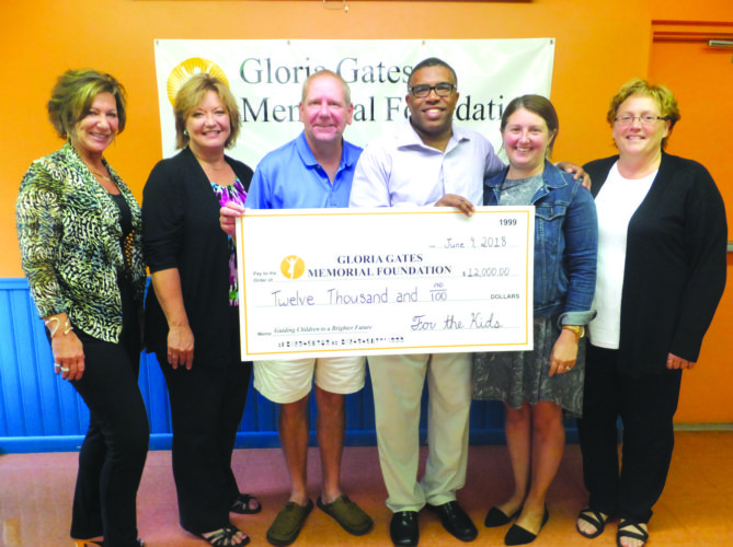 Golf event aids Gates Foundation News, Sports, Jobs Altoona Mirror